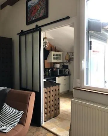 Holiday home Maison Loiseau - Maison Calme Au Centre De